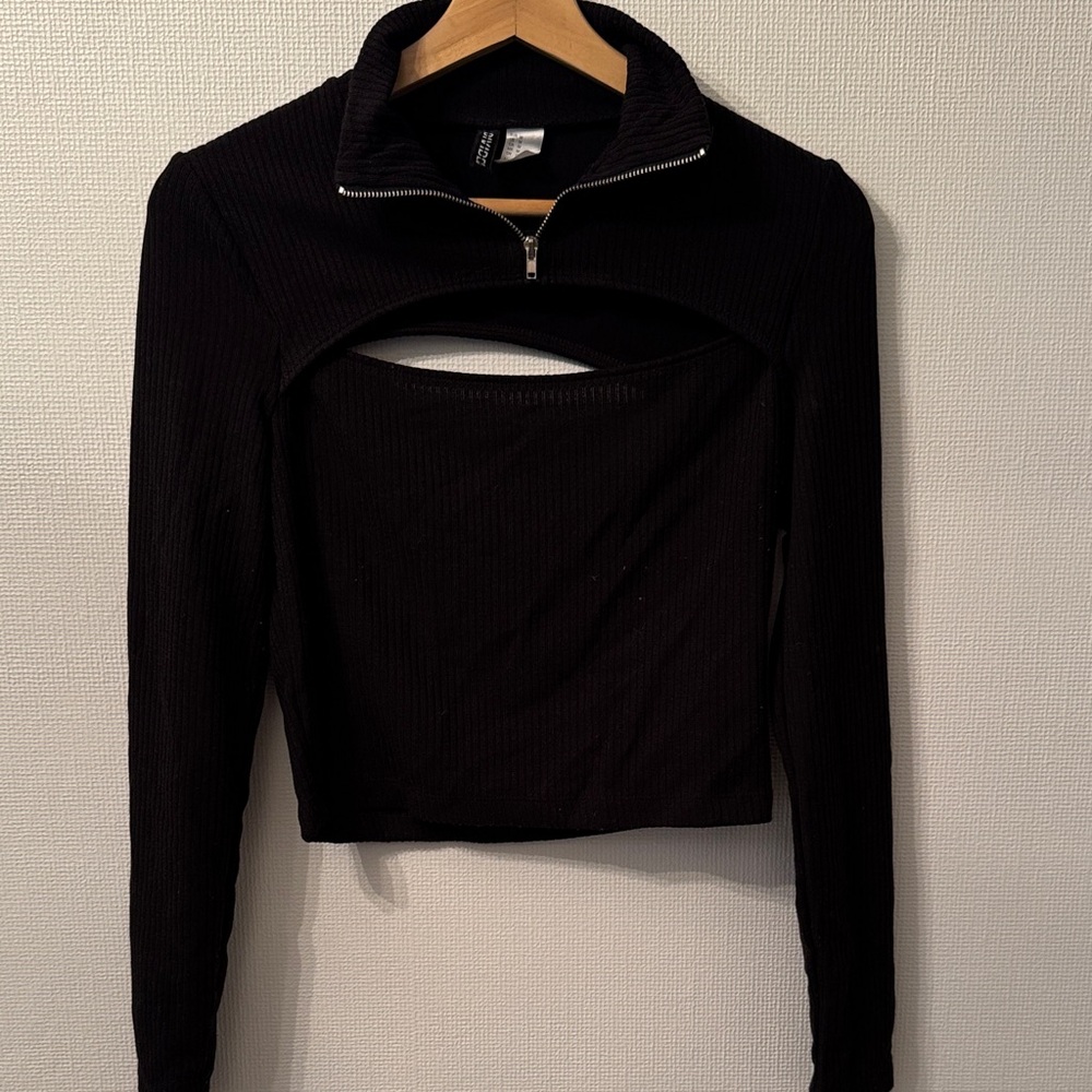 Divided Black Cutout Crop Top